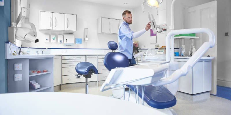 Dental Equipment Maintenance in Toronto, Ontario